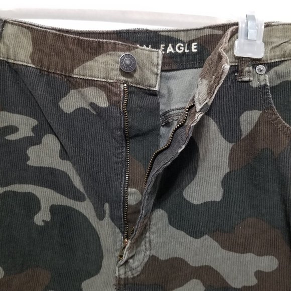 American Eagle pants 22 Mom Jean corduroy camo army print super stretch ribbed - Picture 7 of 14